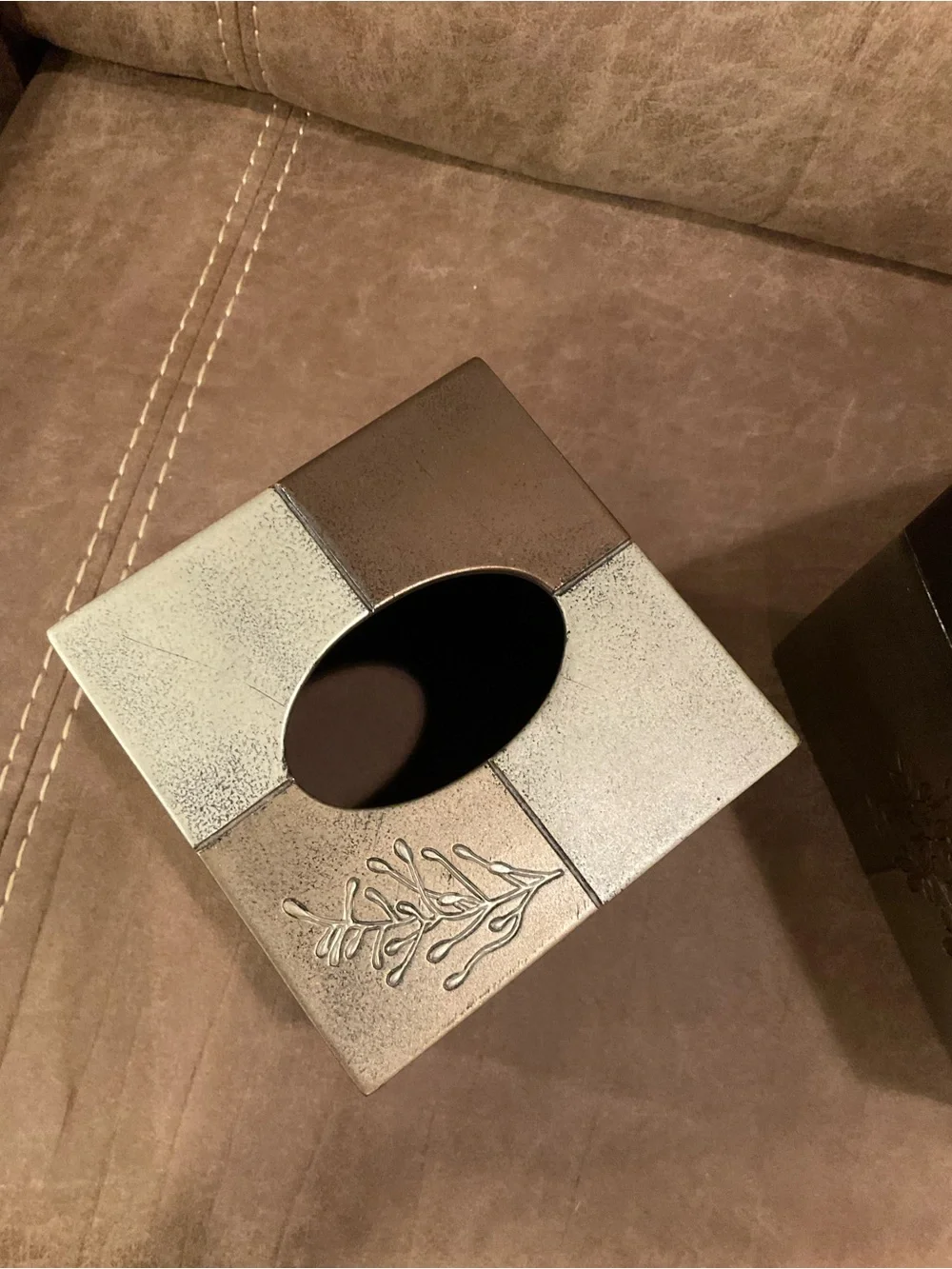Croscill Lancaster Leaf Metallic Bathroom Accessories